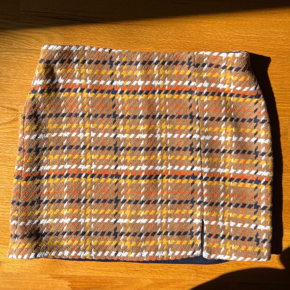 Plaid mini skirt